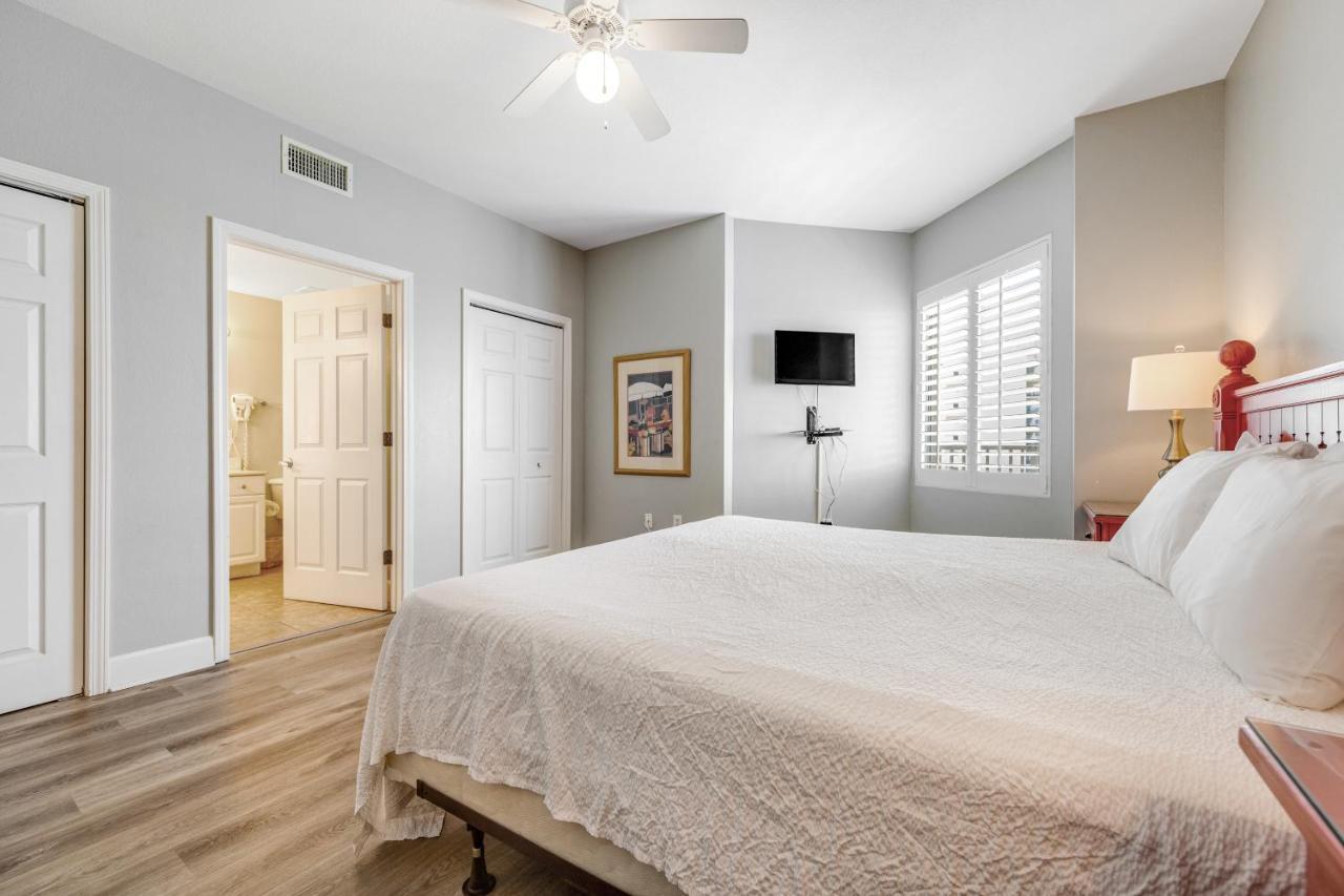 Tidewater 1717 Hotel *